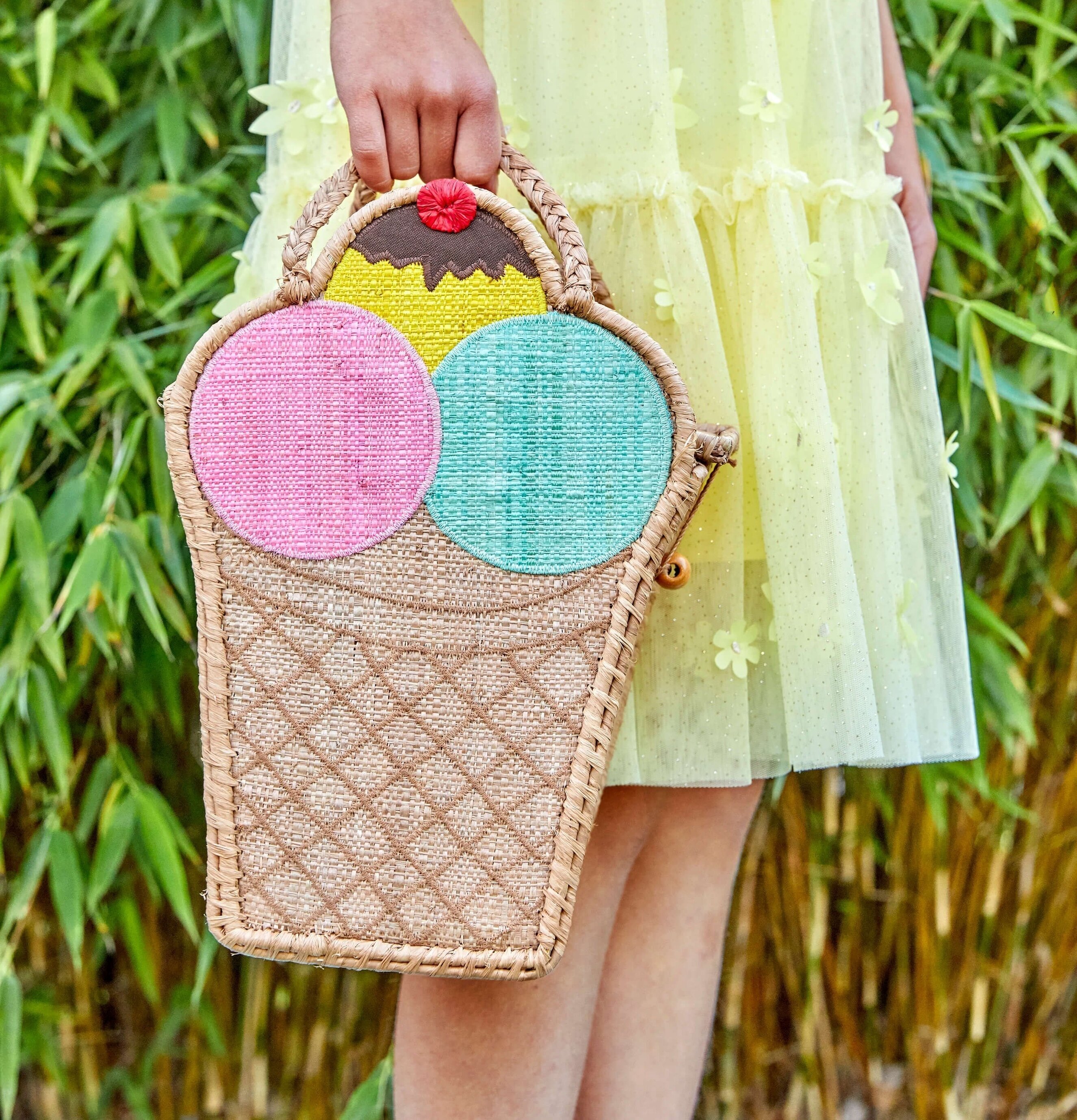 Väska Raffia Ice Cream från Rice, somrig och lekfull design