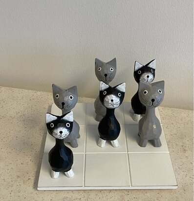 Tre I rad - Mix Trä Djur från Different Design, träkatter