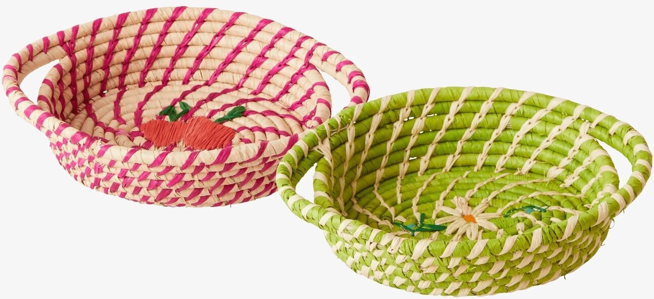 Liten Handbroderad Oval Korg från Rice i rosa och grönt