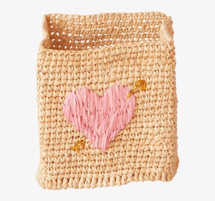 Korg Raffia Pink Heart från Rice med rosa hjärta och guldpil