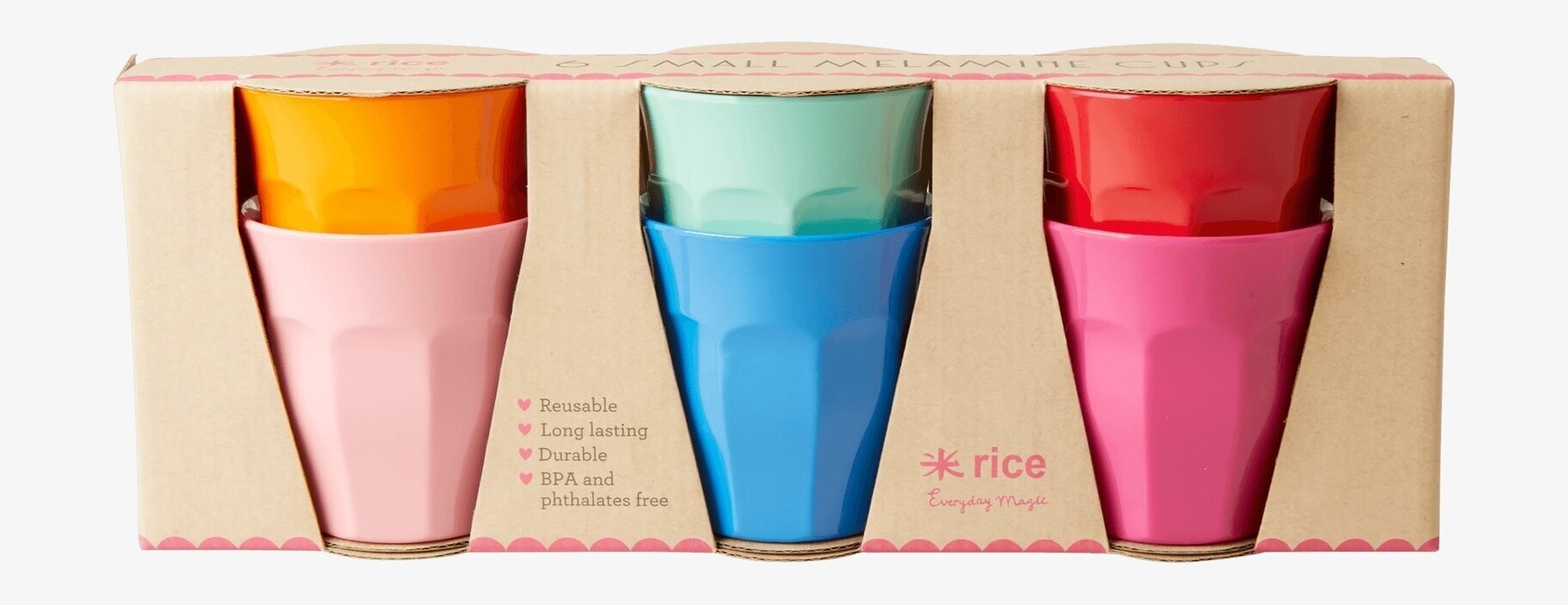 Bild av färgglada melaminmuggar i hållbar förpackning