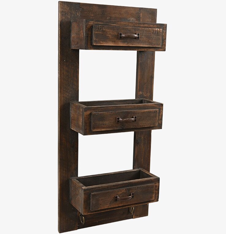 Vägghylla 3 Lådor från Miljögården monterad på väggen