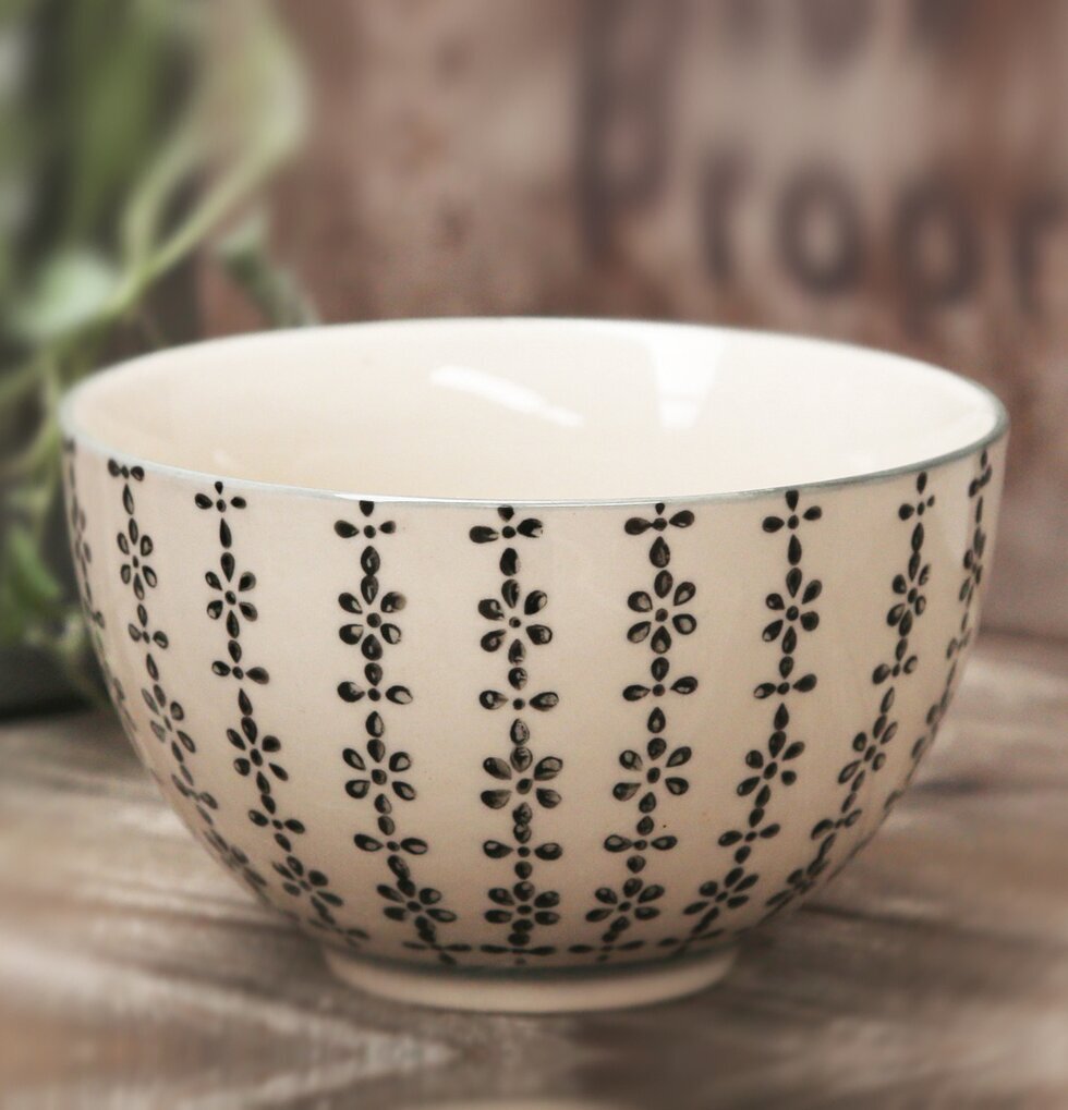 Skål Unika Vit/Svart från Chic Antique med blommönster