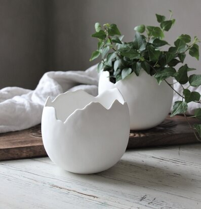 Skål Äggskal Liten från Majas Cottage på rustik träyta