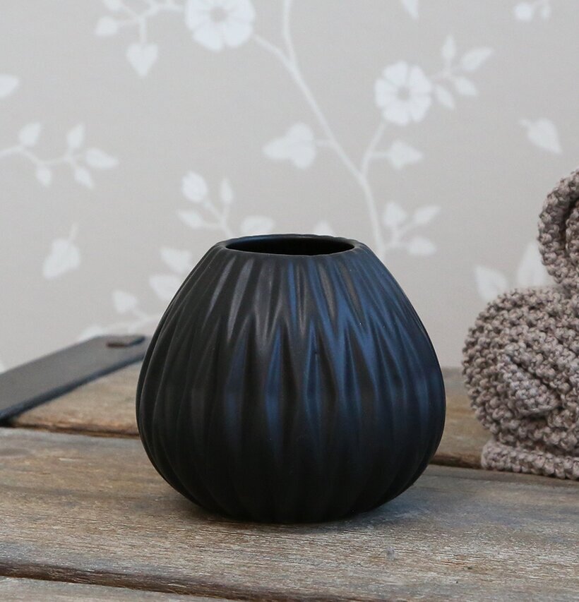 Tandborstmugg Svart från Chic Antique på träunderlag