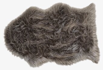 Konstgjord Lammfäll Mocca från Chic Antique, mjuk och fluffig