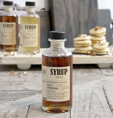 LE CRU Sirap Toffee från Le Cru i glasflaska med etikett