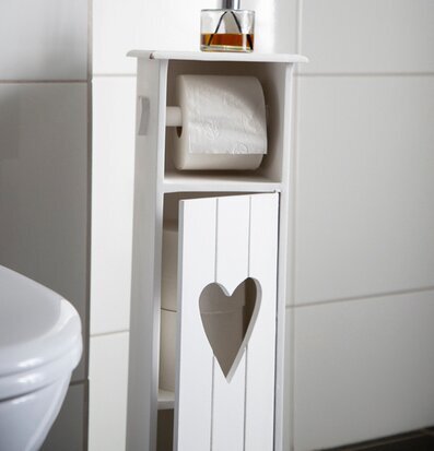 Träskåp Hjärta Toarullar från Different Design i badrum