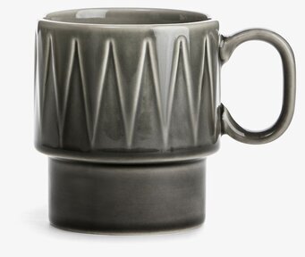 Coffee & More Kaffemugg Grå från Sagaform på vit yta