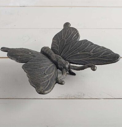 Fjäril Gjuten Trädgård från Multi Agentur på vit yta