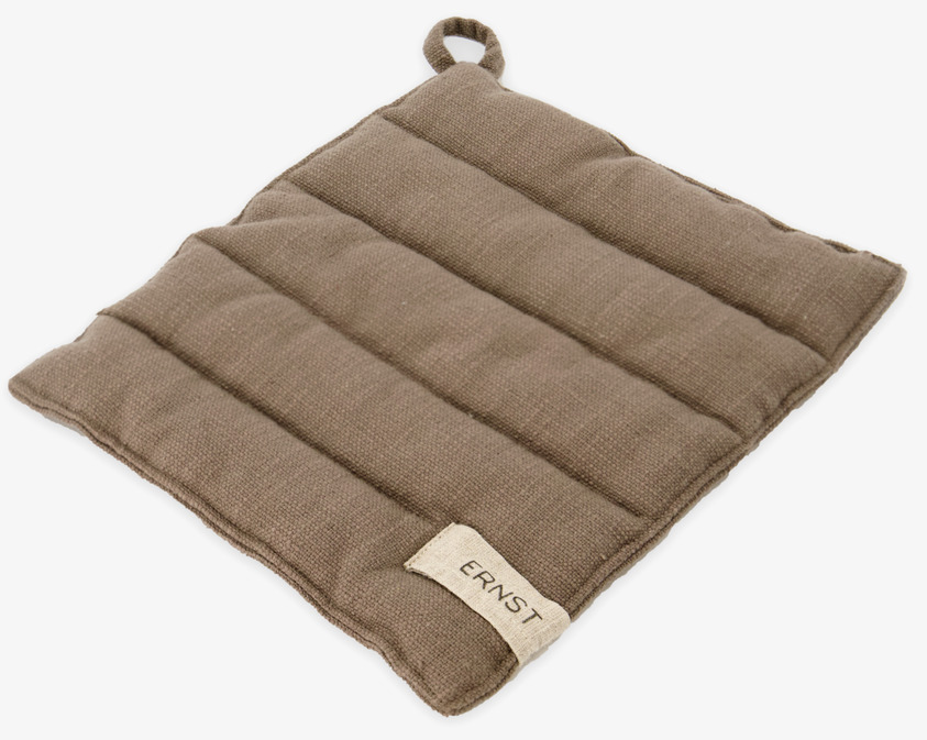 Grytlapp Mullvad från Ernst i mullvadsgrå med quiltad yta