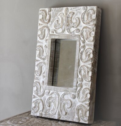 Spegel Lilia från Majas Cottage med vit patinerad träram