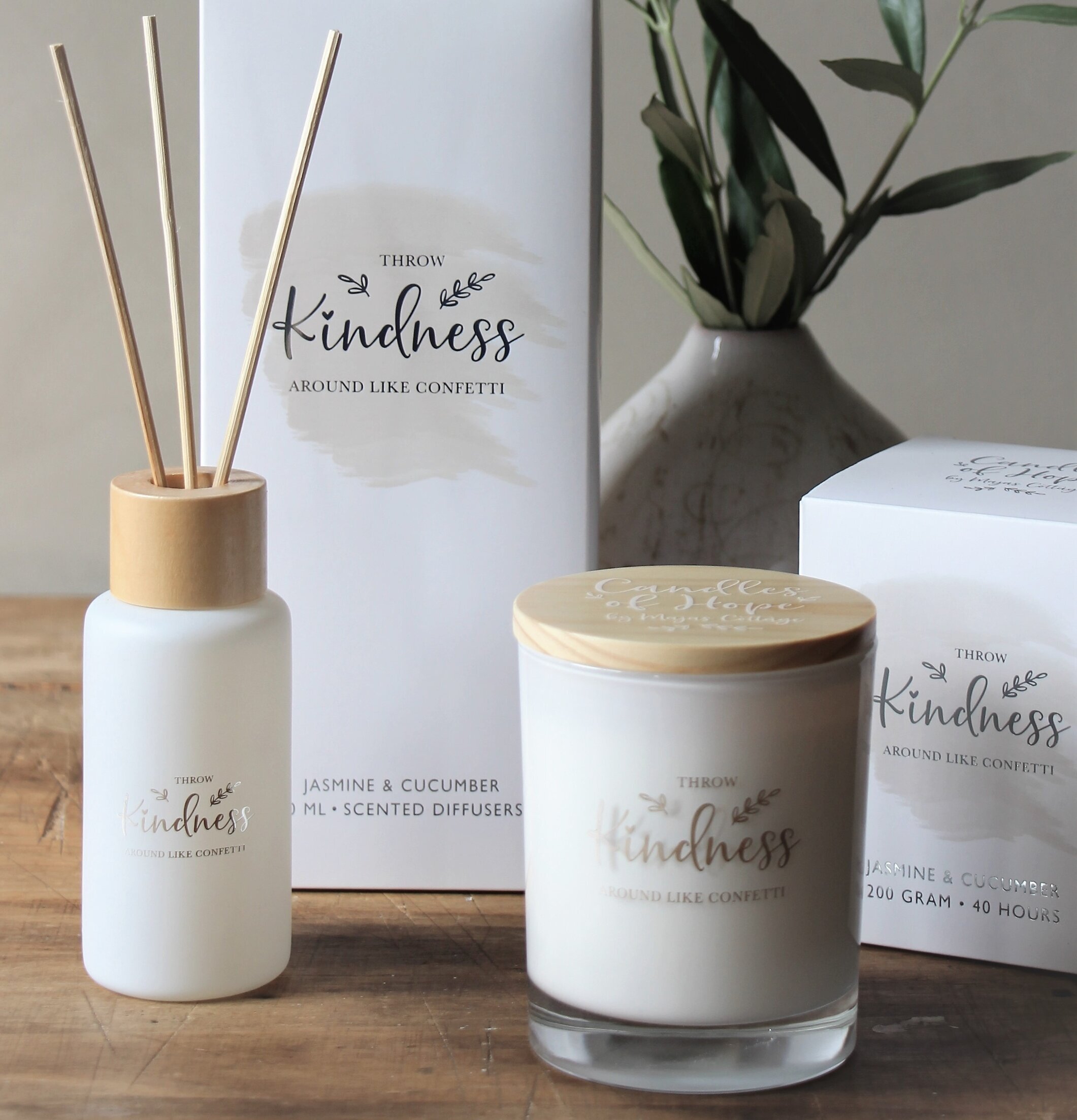 Doftpinnar Throw Kindness Around - Jasmine & Cucumber från Majas Cottage