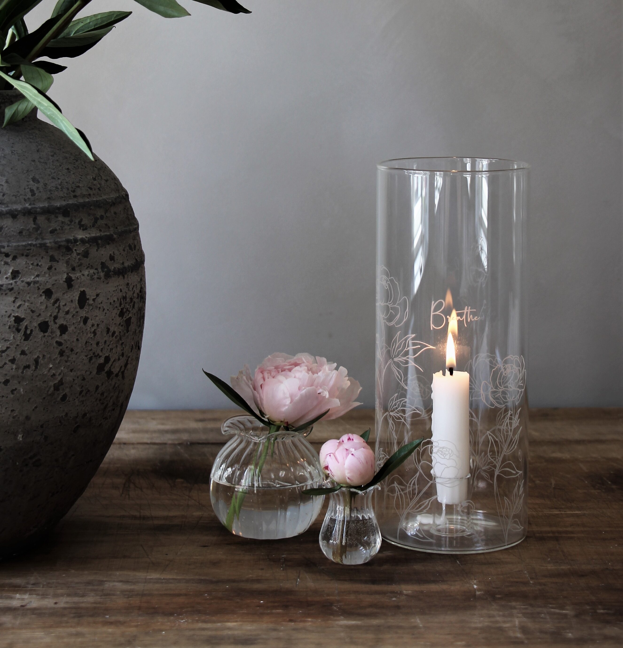 Ljuslykta Klarglas Peonys & Breathe från Majas Cottage