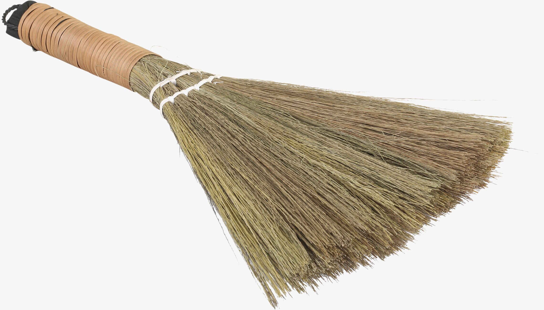 Handkvast Mellan - Chic Antique mot vit bakgrund