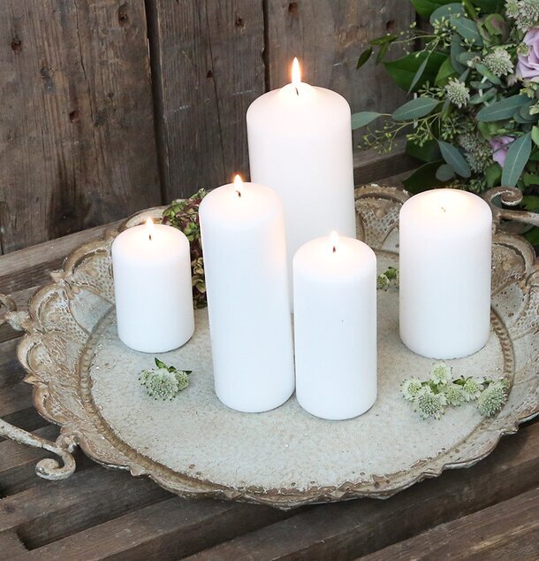 Franskt Fat M. Rosendekor från Chic Antique på träyta