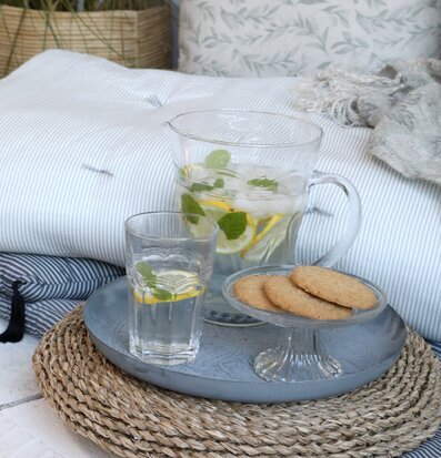 Kakfat Glas Med Mönster från Chic Antique med småkakor