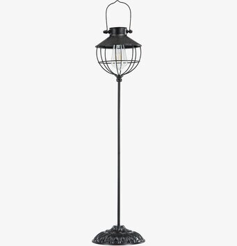 Lampa Solcell LED Fot Rund från A Lot Decoration i fokus