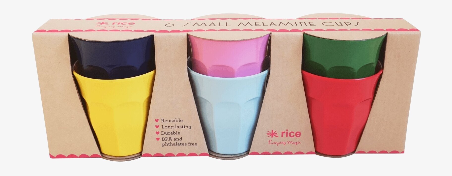Bild av färgglada melaminmuggar i stilren förpackning