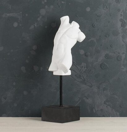 Torso Stativ Vit från Multi Agentur i minimalistisk design