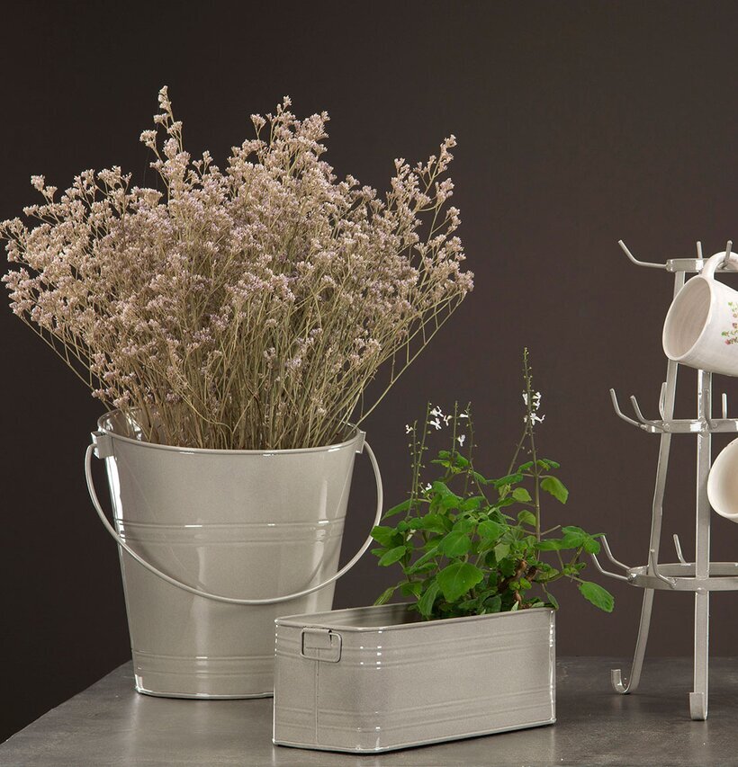 Hink Emalj Sand från A Lot Decoration med torkade blommor