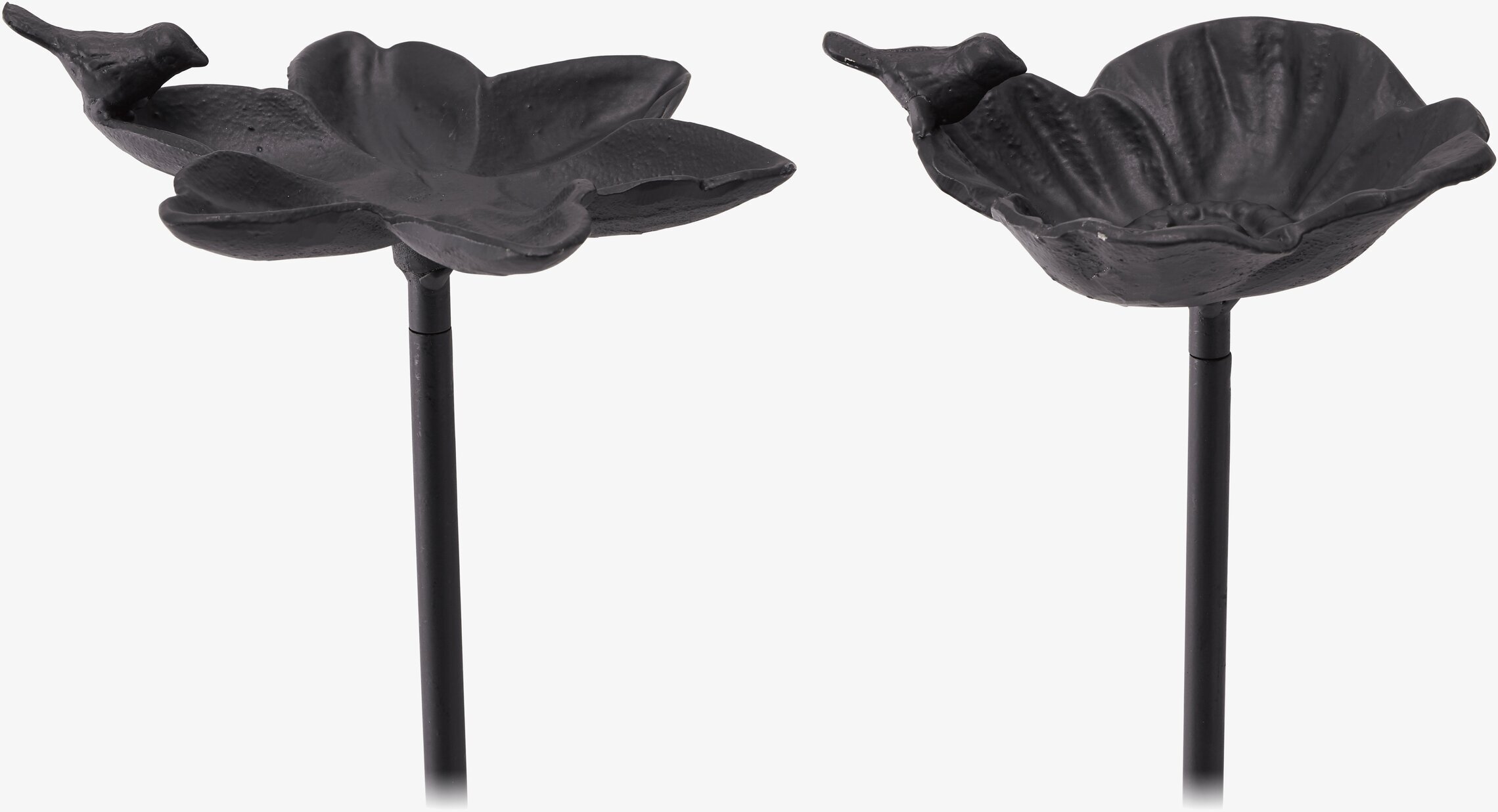 Franka Fågelbad Gjutjärn Svart från Wikholm Form i trädgård