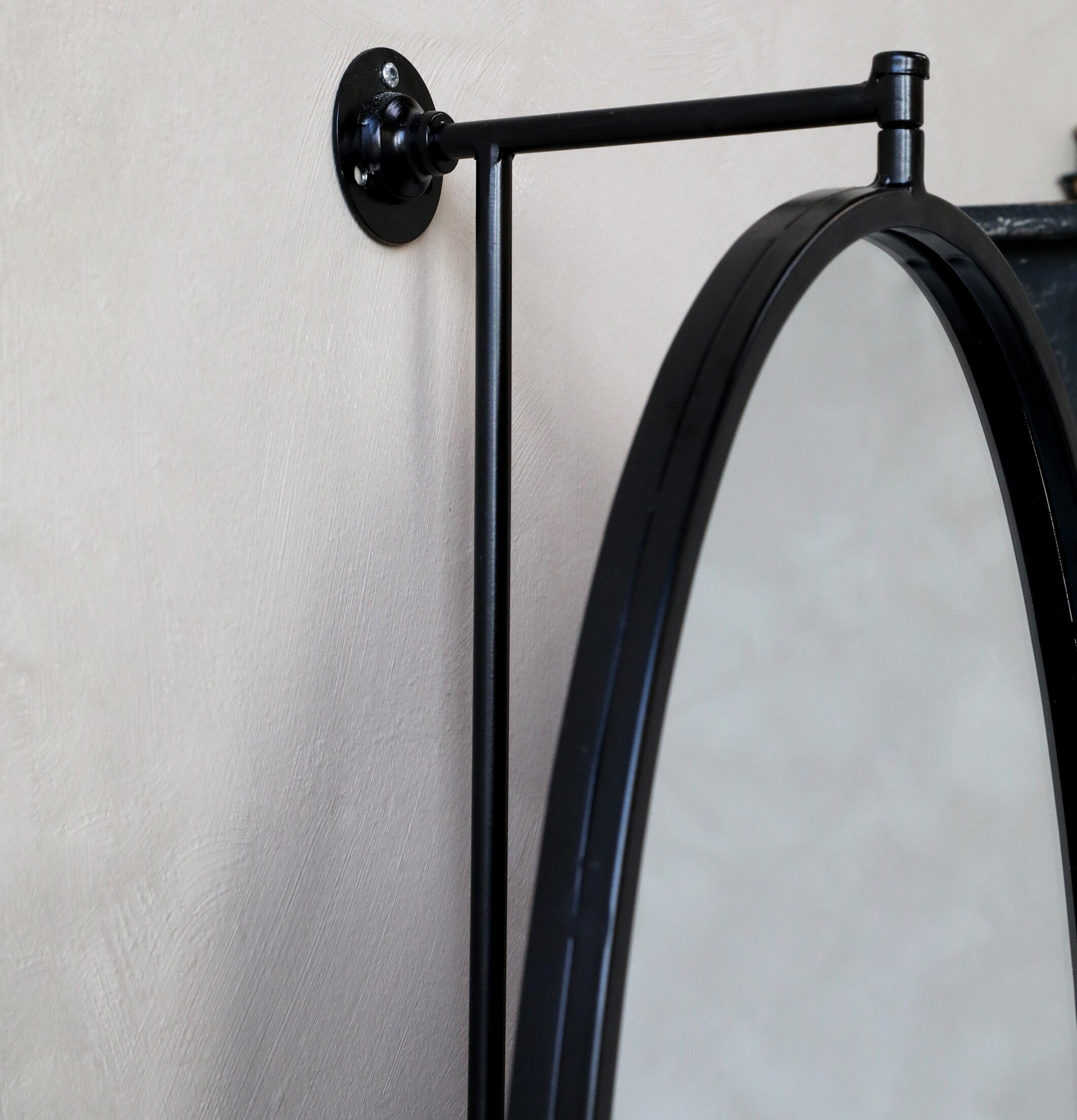 Väggspegel Antik Svart från Chic Antique med justerbar arm