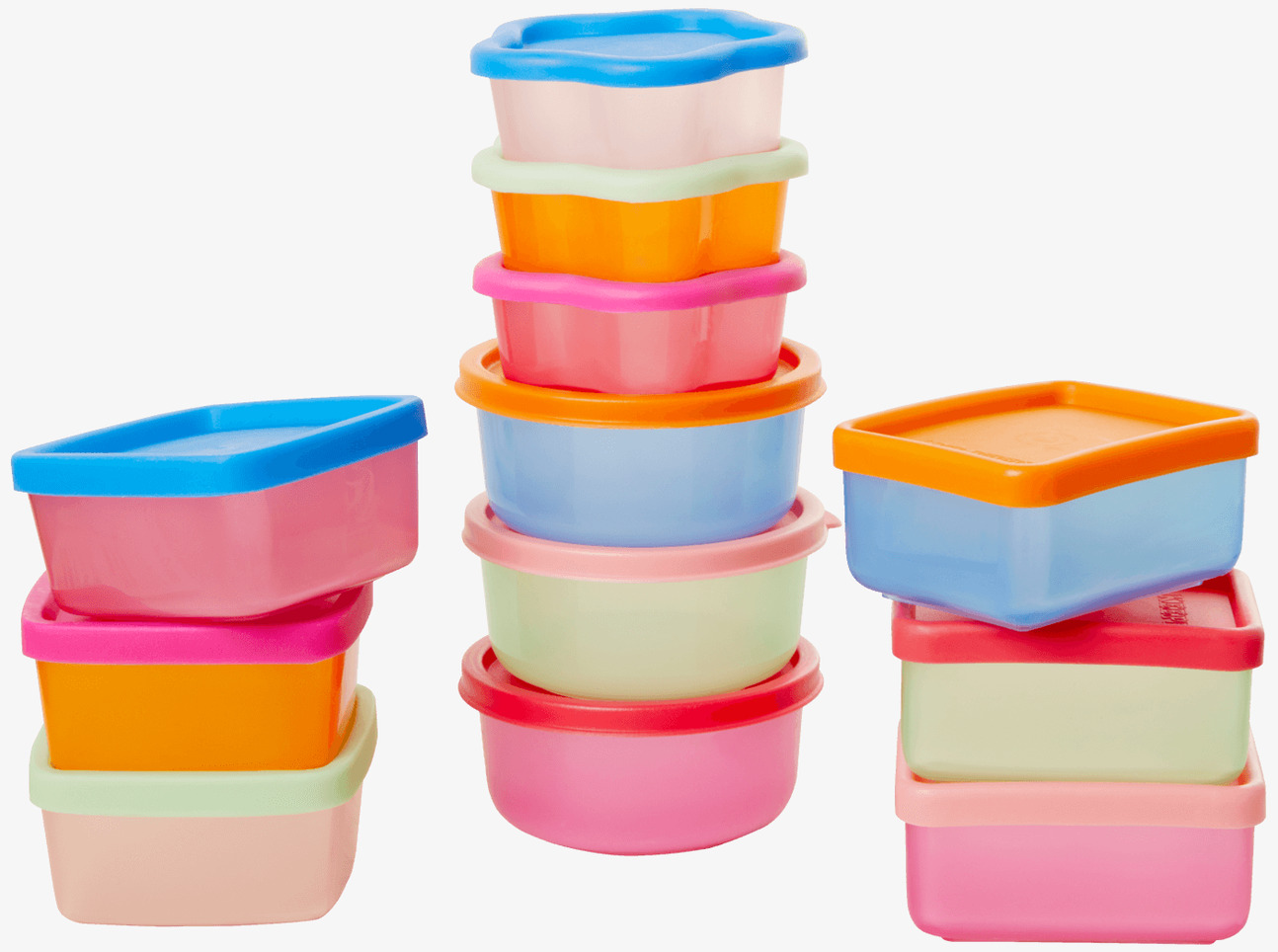 Små plastburkar 12-Pack från Rice, färgglada och staplade