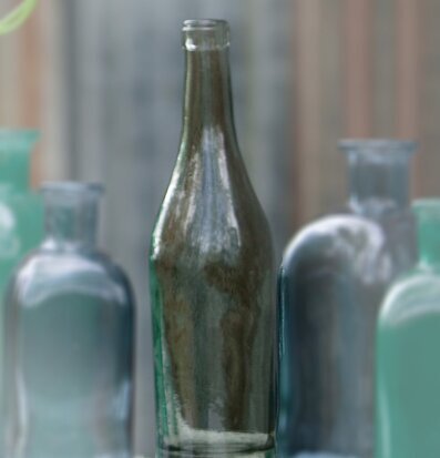 Flaskvas Rökgrå, 0,5L från Dixie i en harmonisk miljö