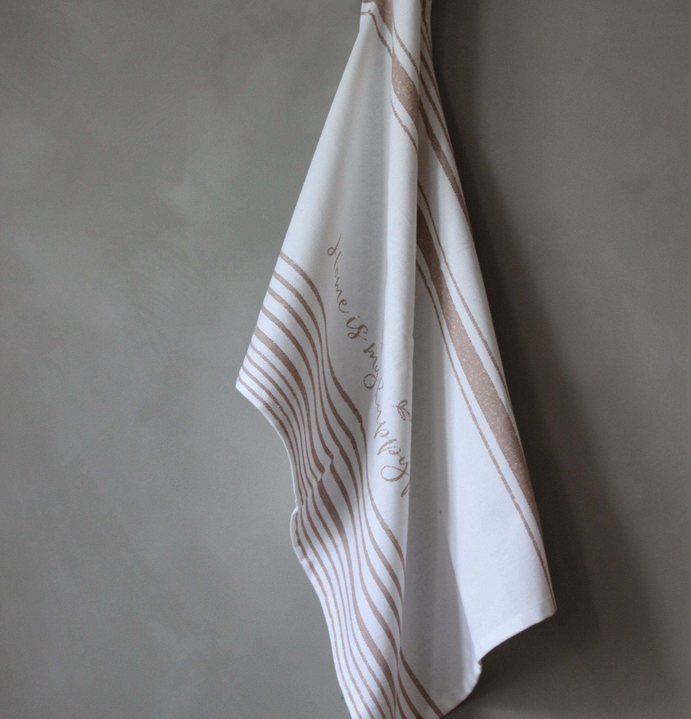 Kökshandduk - Home Is My Happy Place från Majas Cottage