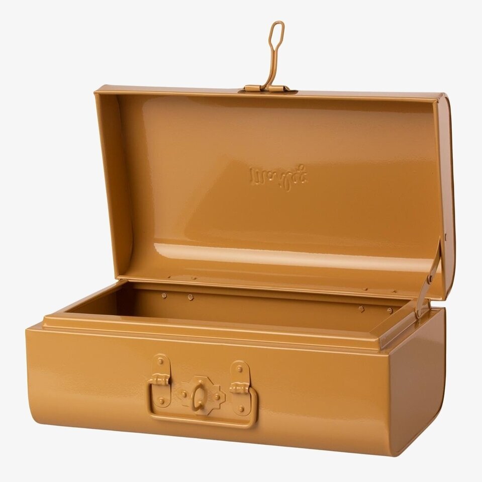 Koffert Ockra från Maileg - elegant och praktisk förvaring