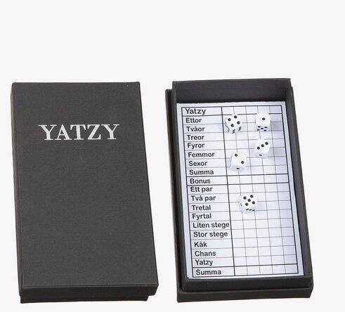 Yatzy Inkl Block/Tärningar från Different Design i svart låda