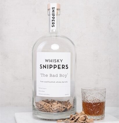 Snippers - The Bad Boy Whiskey från BOXinBAG med whiskyflisor