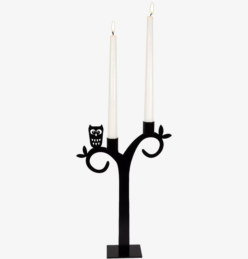 Ljusstake Uggla svart från Pluto Produkter i svart metall