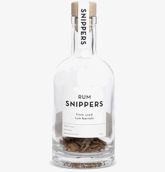 Snippers - Rom från BOXinBAG, flaska med träflisor