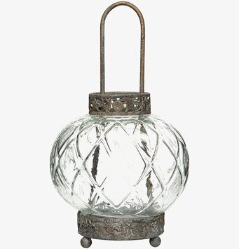 Bild av glaslykta med elegant design och detaljer