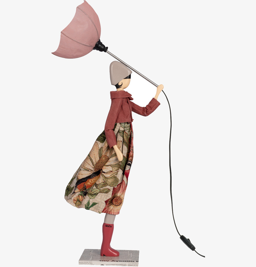 Bordslampa Kynthia från Skitso, en lekfull och unik figur