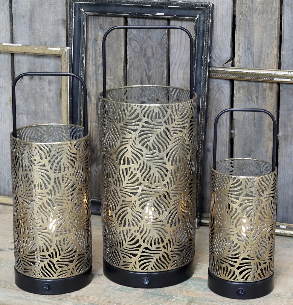 Lanterna Antik Mässing Mellan från Chic Antique i rustik miljö