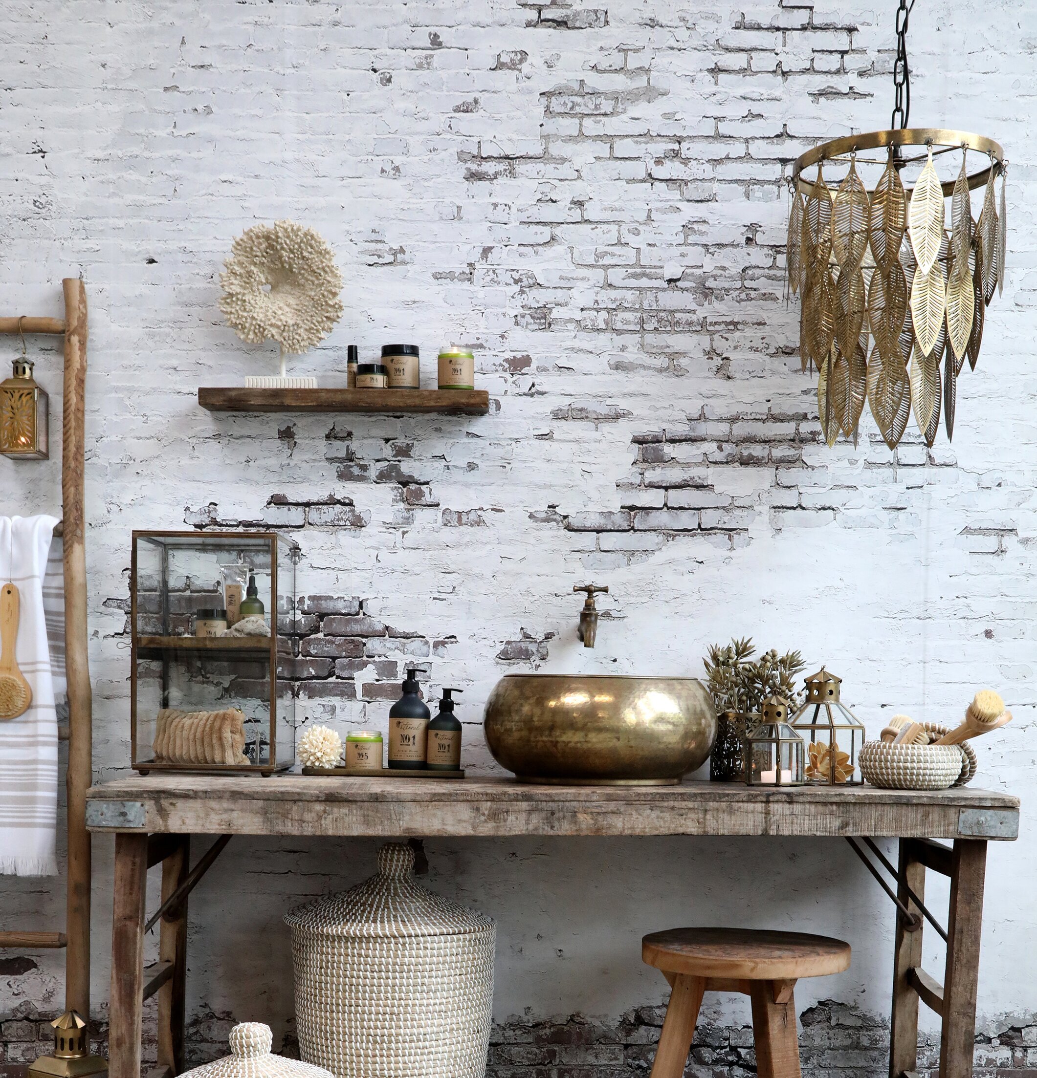 Taklampa Metall Deco Antik Mässing från Chic Antique i rum