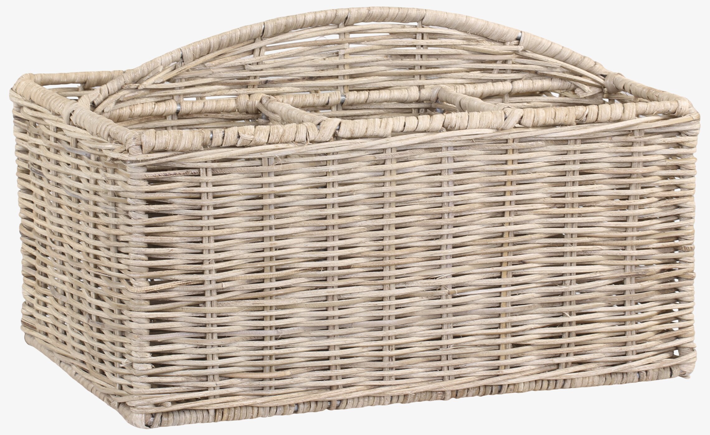 Förvaringskorg Rotting från Chic Antique på vit bakgrund