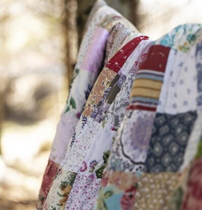 Överkast Anniversary UNIQUE Patchwork från IB Laursen utomhus