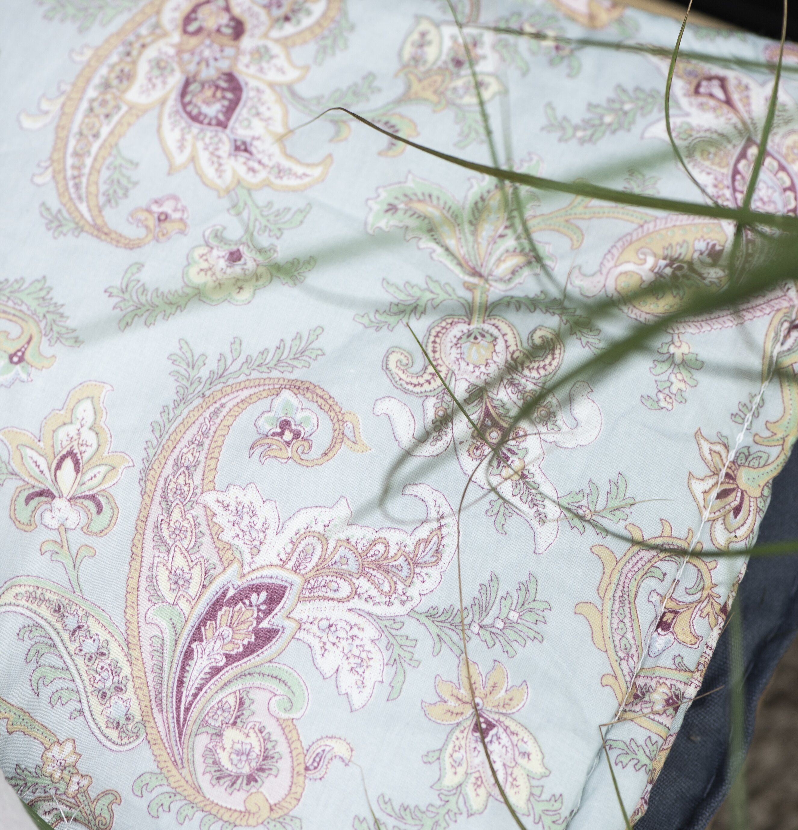 Madrass Ljusblå Paisley från IB Laursen på utomhusmöbler