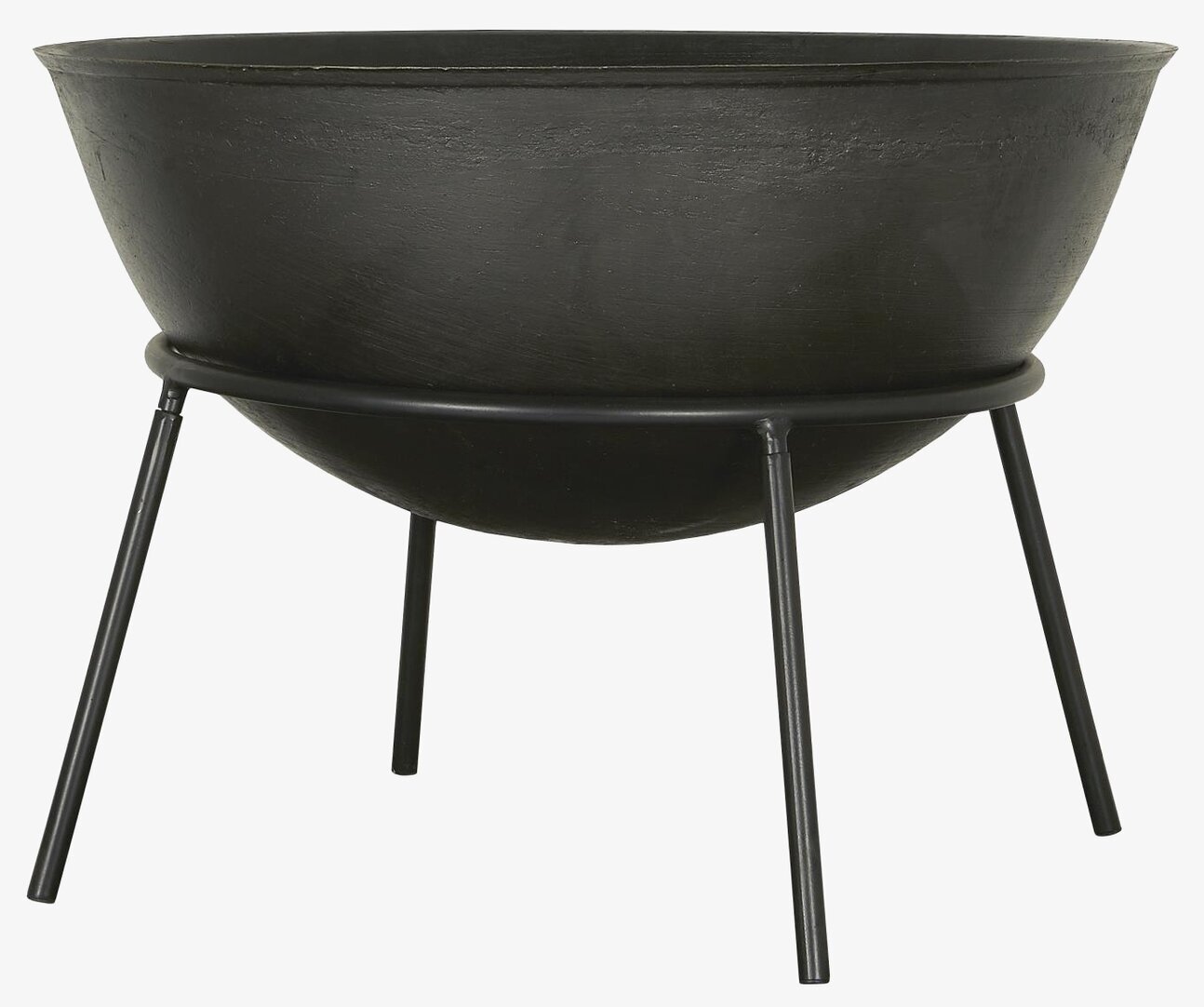 Eldfat/Stativ Svart från IB Laursen i trädgårdsmiljö