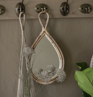 Handspegel Bambu från IB Laursen med bamburam och hängare