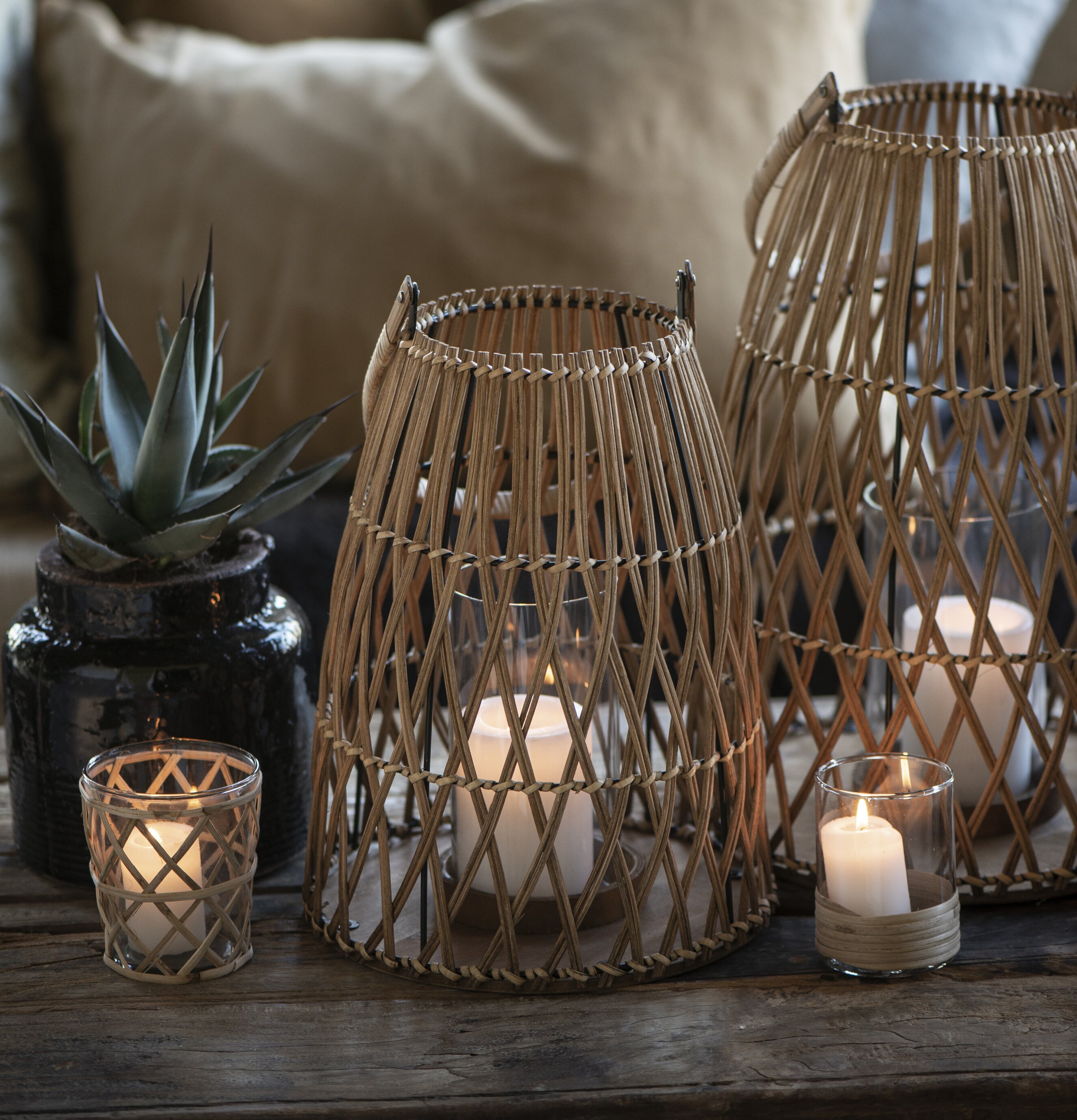 Ljuslykta Rotting Small från IB Laursen på rustik träyta