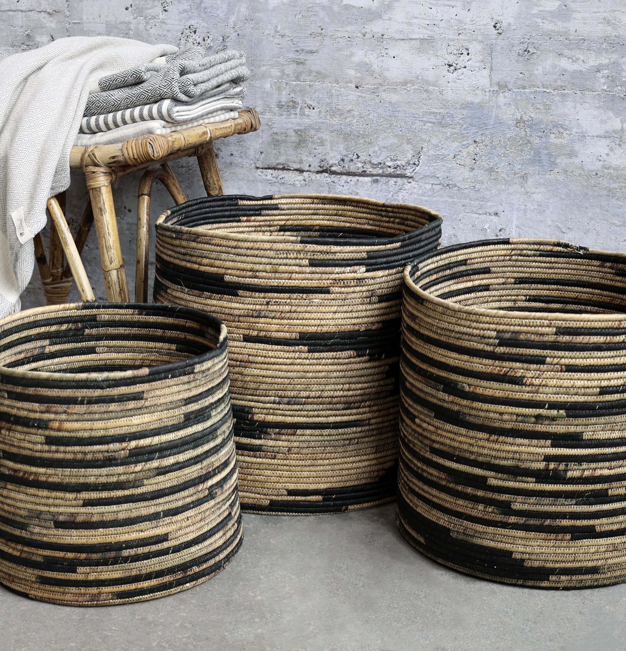 Korg Vattenhyacint Mörk Natur från Chic Antique i tre storlekar