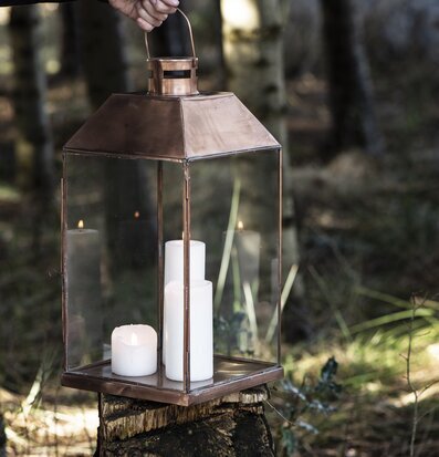 Lanterna Jubileum Special Edition från IB Laursen i skogen