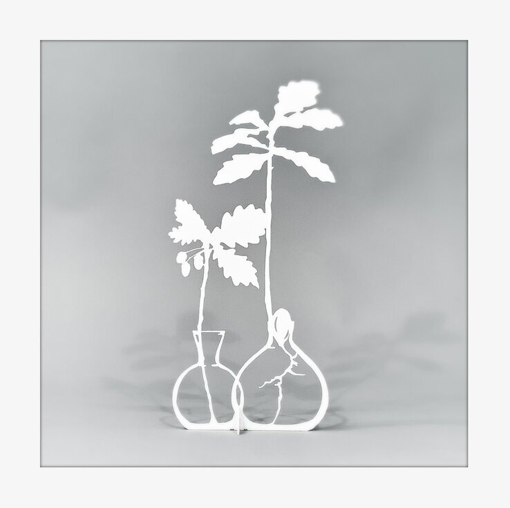 #ÄlskaPlåt Ekollon Vit från Älskaplåt, vit plåtdekoration