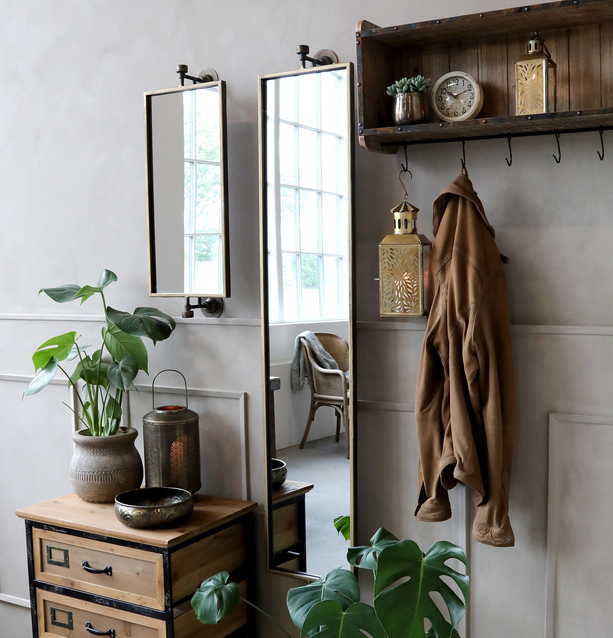 Väggspegel 144 Cm Antik Mässing från Chic Antique