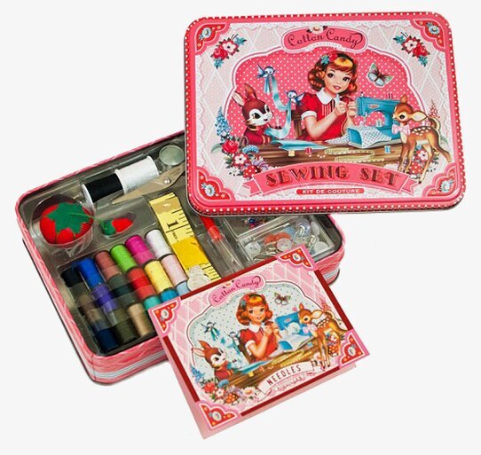 Cotton Candy Syset från Wu & Wu i en retro plåtlåda